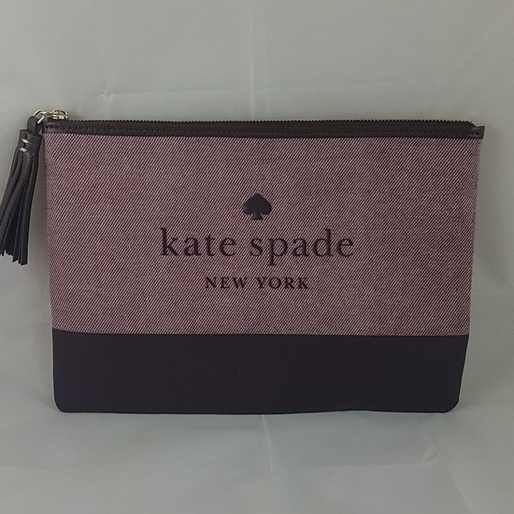 kate spade Large Tassel Pouch-Ash Street Logo